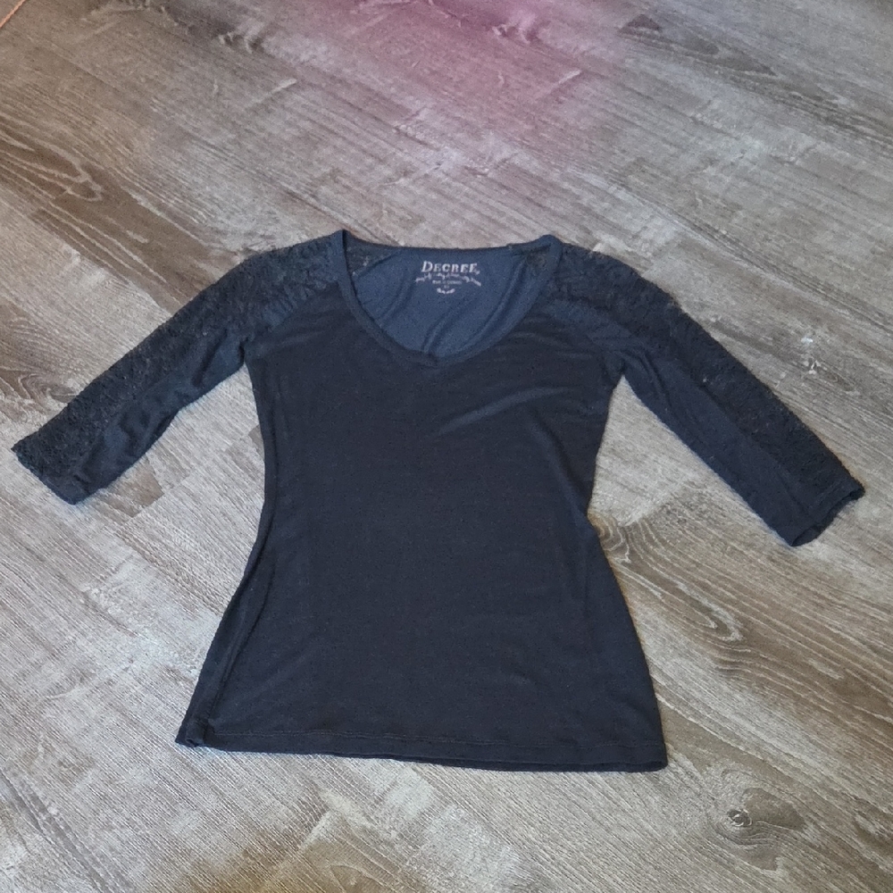 Decree Women's Elegant Black Lace 3/4 Sleeve Top